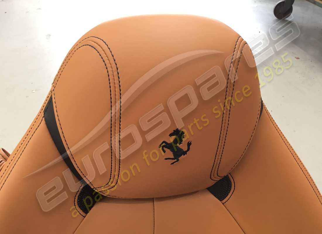 usato eurospares california t - paio di comfort posti a sedere - pelle cuoio con cuciture nere - completamente elettrico - design stile daytona - applicabile per gd. numero parte eap1329829 (6)