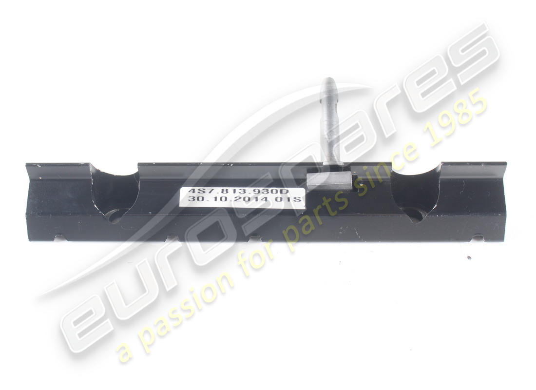 USATA LAMBORGHINI STAFFA DI MONTAGGIO. NUMERO PARTE 4S7813930D (2) usata lamborghini staffa di montaggio. numero parte 4s7813930d (2)