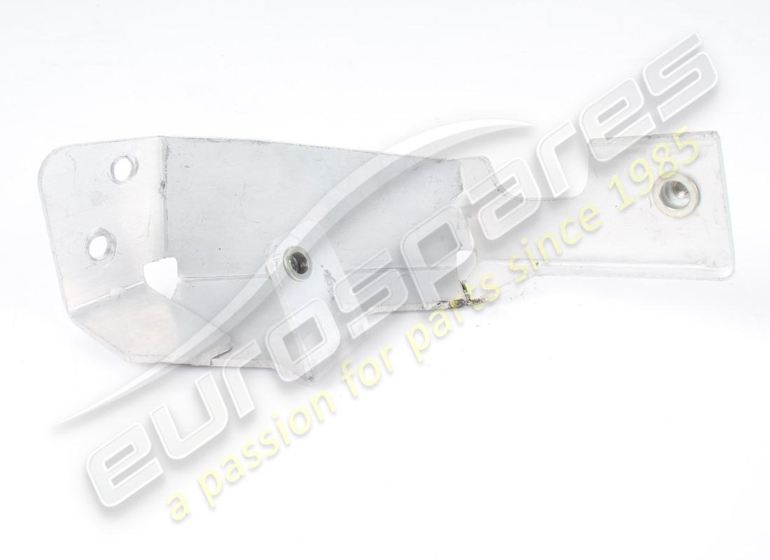 staffa di fissaggio del tubo sx usata ferrari. numero parte 83216400 (2)