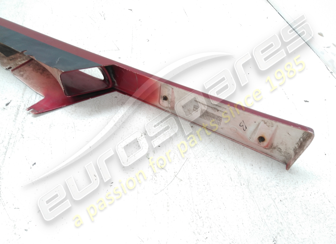 rivestimento ferrari usato per membro laterale sx. numero parte 64101210 (3)