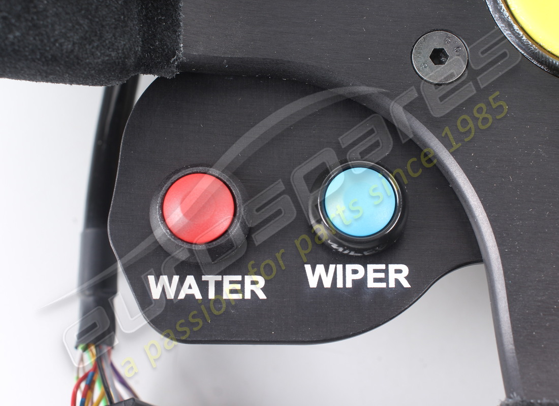 NUOVO FERRARI VOLANTE COMPLETO. NUMERO PARTE 272167 (6) nuovo ferrari volante completo. numero parte 272167 (6)