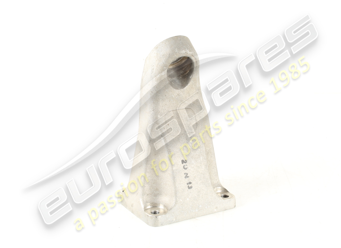 USATO FERRARI STAFFA SX PER FISSAGGIO MOTORE. NUMERO PARTE 244634 (2) usato ferrari staffa sx per fissaggio motore. numero parte 244634 (2)