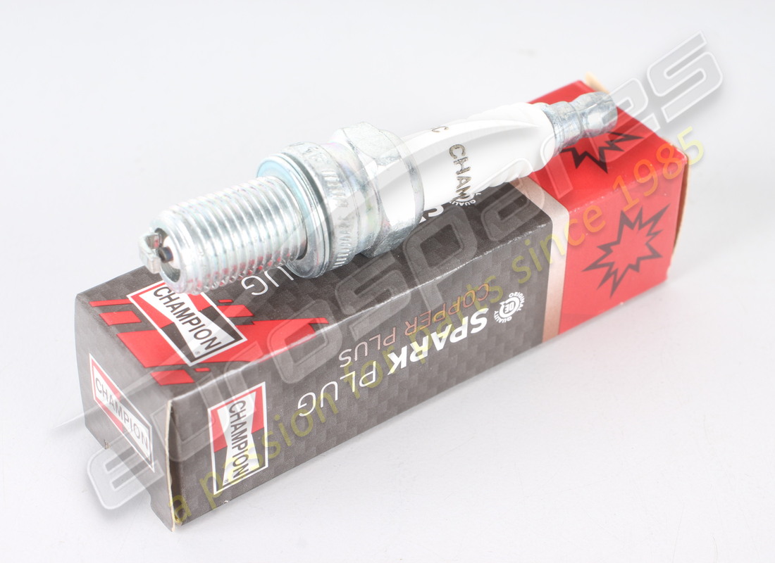 NUOVA FERRARI CANDELA RA59GC (PARTE SUPERIORE FILETTATA). NUMERO PARTE 156441 (1) nuova ferrari candela ra59gc (parte superiore filettata). numero parte 156441 (1)