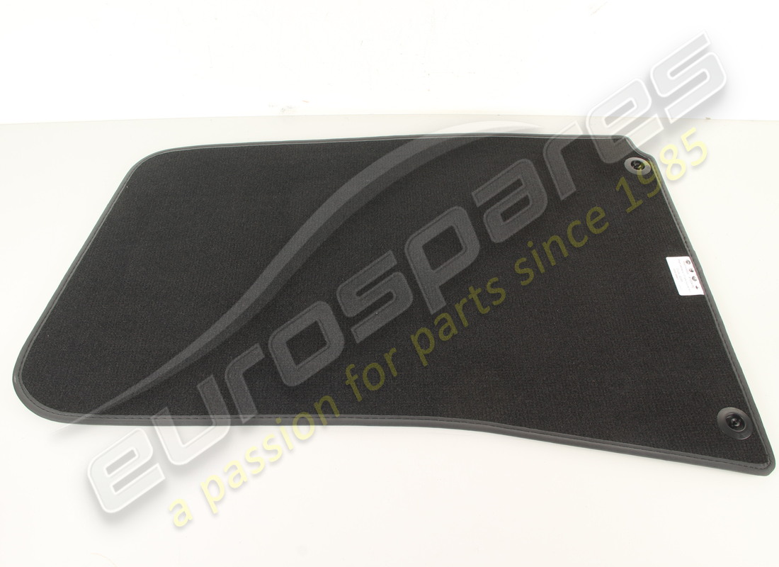 nuovo maserati kit tappetini+fissaggi nero. numero parte 673004162 (3)