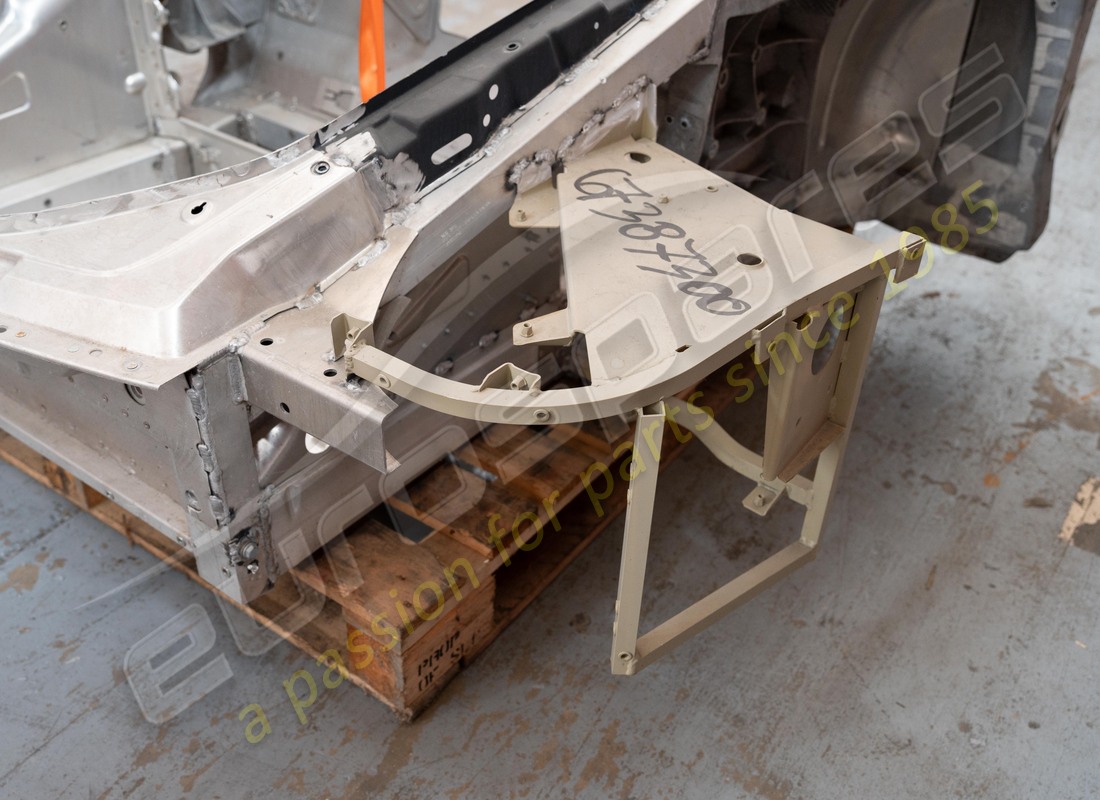 nuovo ferrari telaio anteriore rhd. numero parte 67387300 (4)