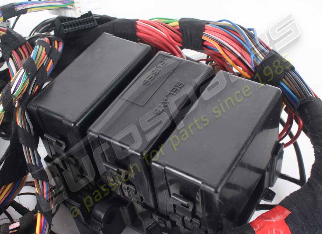 used ferrari lh rear tunnel cables. part number 177914 (3)