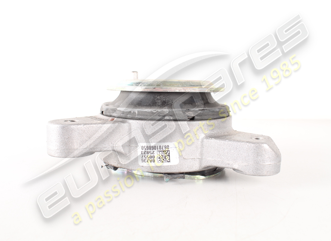 NUOVO SUPPORTO CAMBIO MASERATI. NUMERO PARTE 670106865 (4) nuovo supporto cambio maserati. numero parte 670106865 (4)