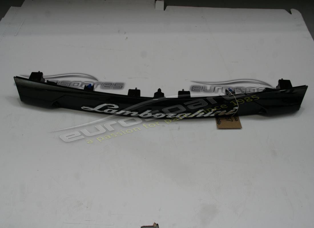 PARTE MONTABILE Lamborghini USATA. NUMERO PARTE 4ML827987Y9B (1)