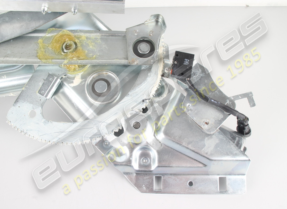 nuovo ferrari dispositivo completo dx per alzavetro. numero parte 69920000 (3)
