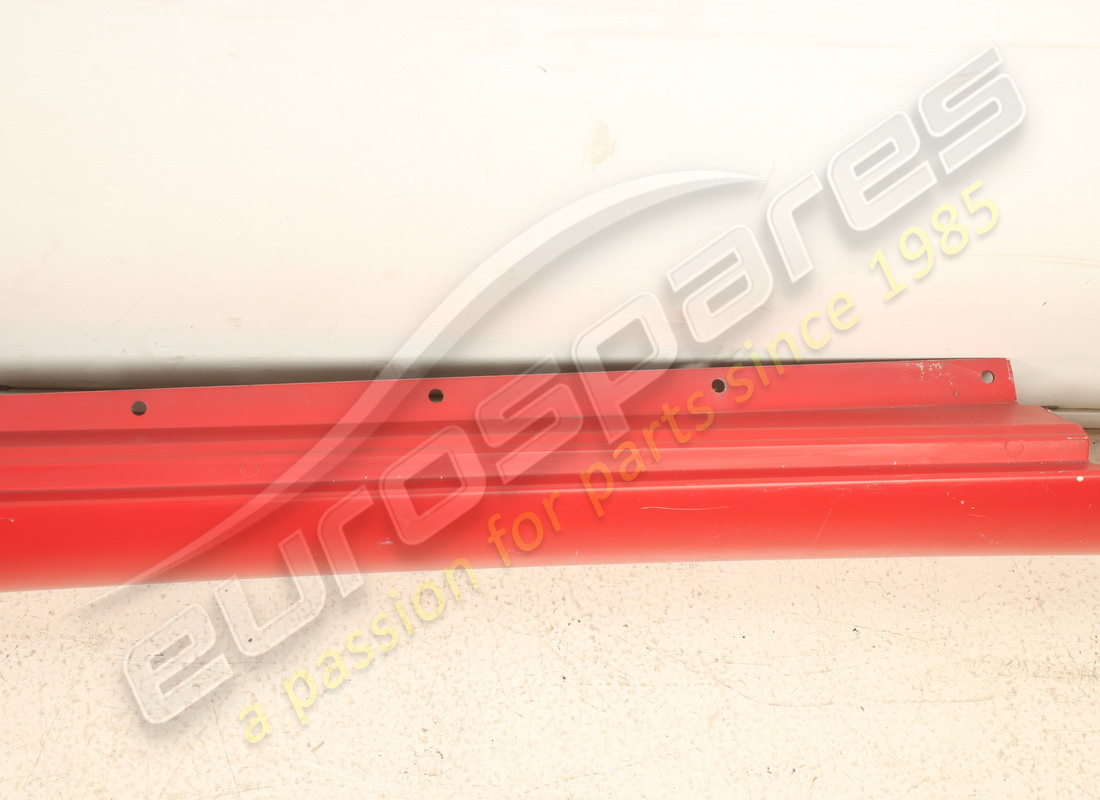 rivestimento sottoporta dx usato ferrari. numero parte 66099410 (7)
