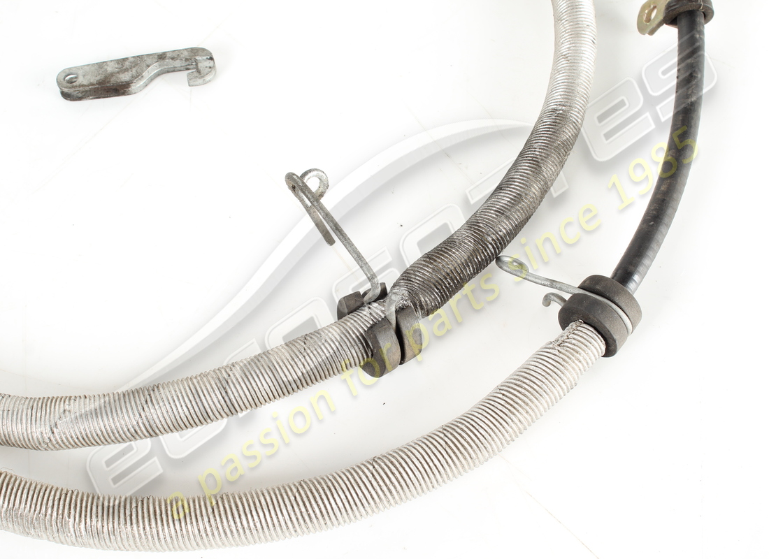supporto di controllo del freno di stazionamento usato maserati. numero parte 208426 (3)