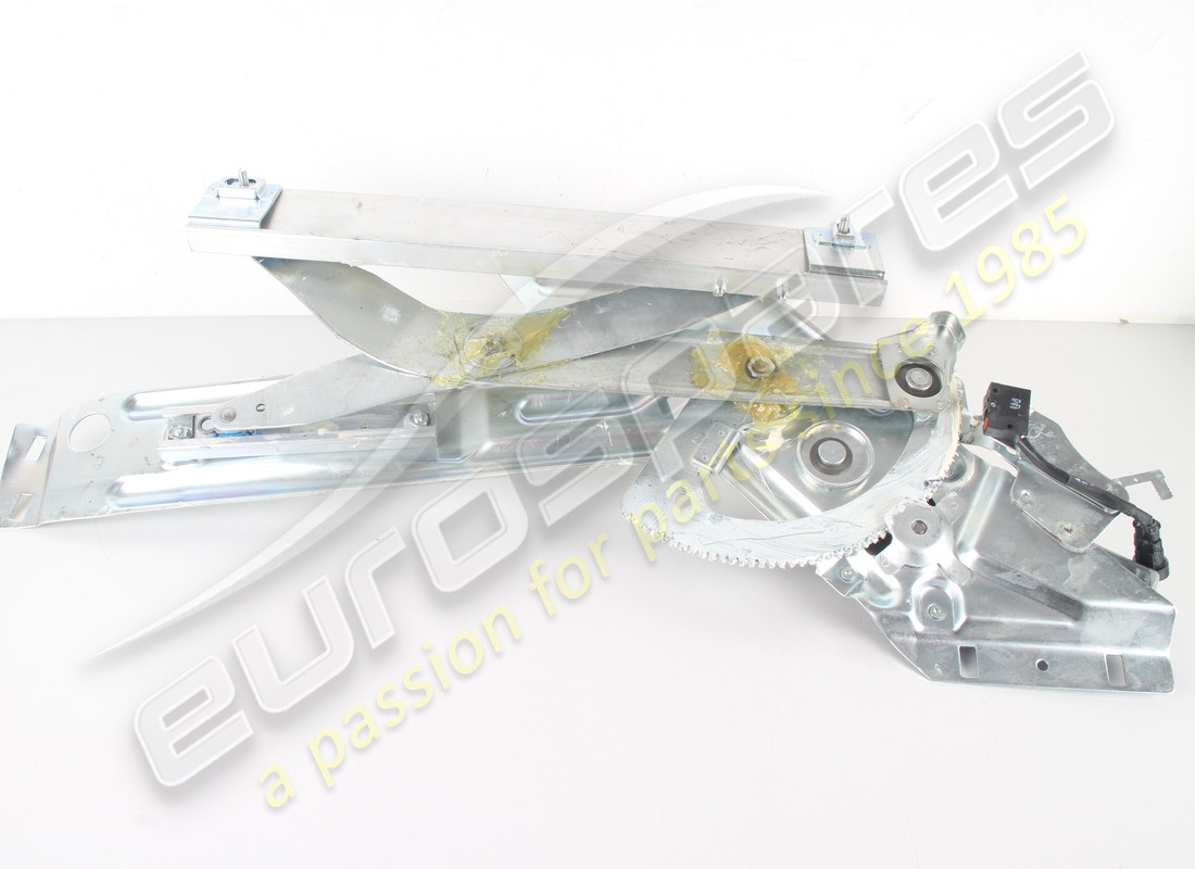 nuovo ferrari dispositivo completo dx per alzavetro. numero parte 69920000 (1)