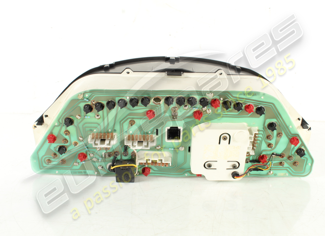 GRUPPO STRUMENTI USATO MASERATI GUIDA A SINISTRA V6V8. NUMERO PARTE 373680100 (2) gruppo strumenti usato maserati guida a sinistra v6v8. numero parte 373680100 (2)