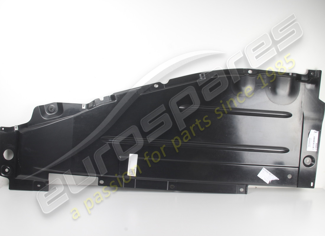 NUOVO FERRARI PARTE ANTERIORE AERODINAMICA INFERIORE DESTRO NUMERO PARTE 83948500 (1) nuovo ferrari parte anteriore aerodinamica inferiore destro numero parte 83948500 (1)