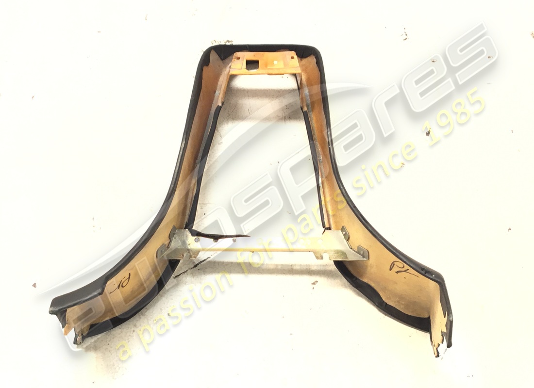 fodera console ferrari usata in nero vm8500. numero parte 64705300 (3)