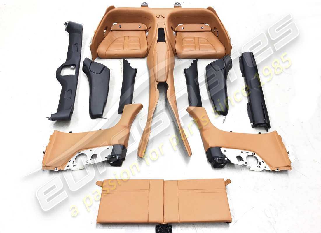 SET DI RIVESTIMENTI INTERNI CALIFORNIA T USATO Eurospares. NUMERO PARTE EAP1373863 (1)