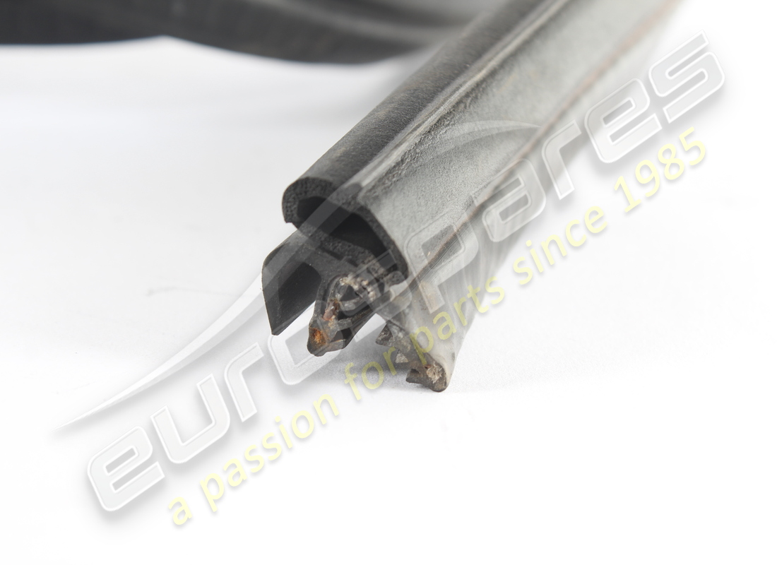 nuovo ferrari guarnizione lunotto anteriore con fascia piatta. numero parte 63893500 (2)