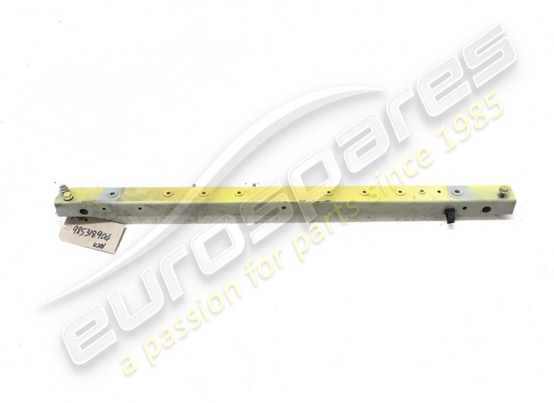 USATO Ferrari MEMBRO TRASVERSALE CASTING LINK . NUMERO PARTE 985318904 (1)