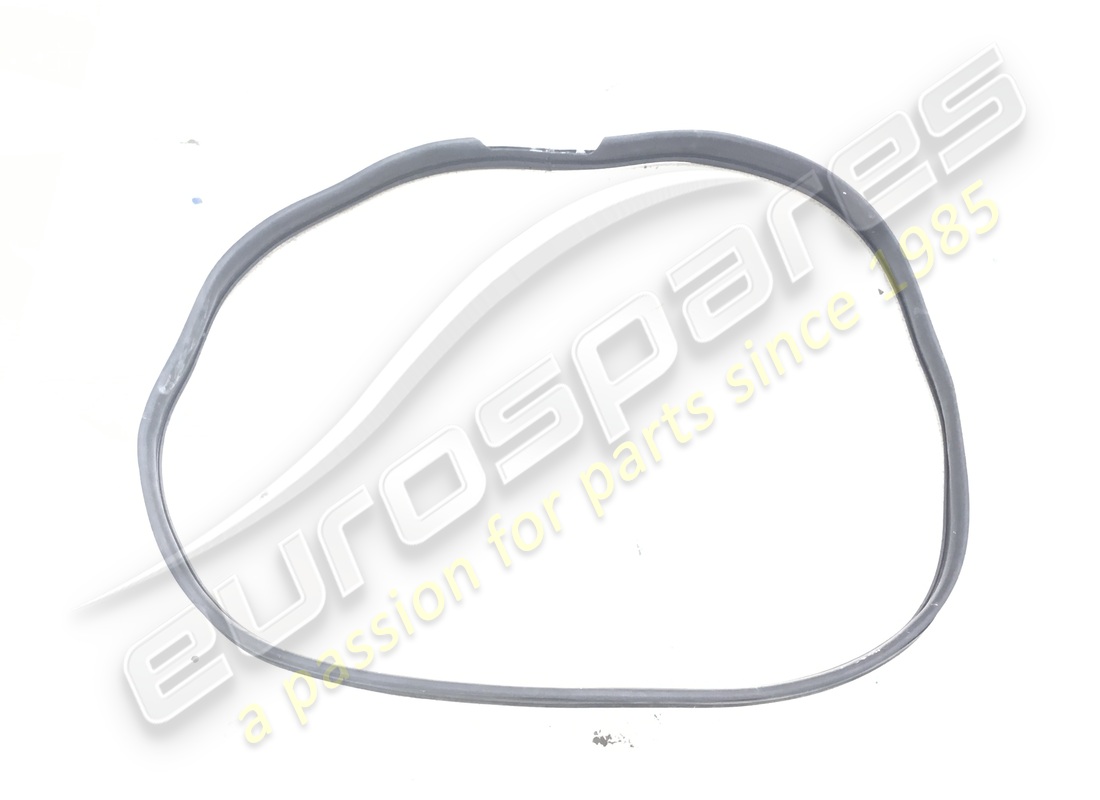 GUARNIZIONE VANO BAGAGLI USATA Maserati . NUMERO PARTE 68084300 (1)