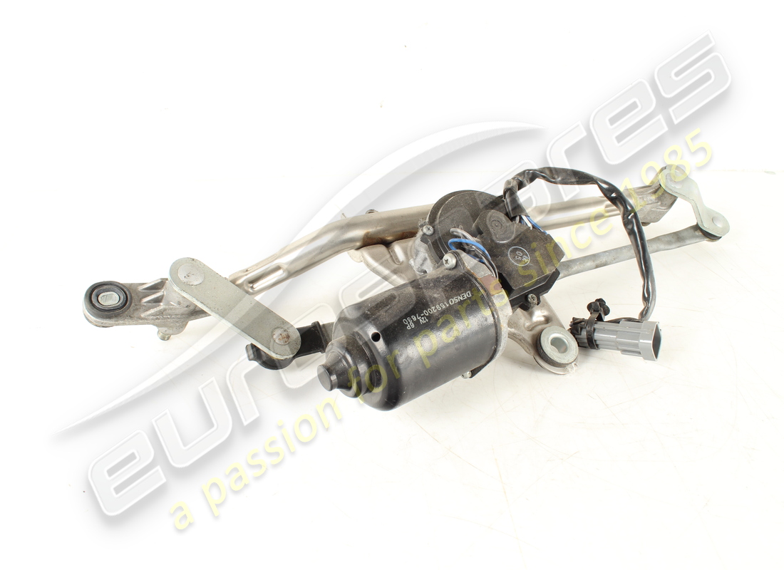 ASSE TERGICRISTALLO COMPLETO FERRARI USATO. NUMERO PARTE 82963900 (2) asse tergicristallo completo ferrari usato. numero parte 82963900 (2)