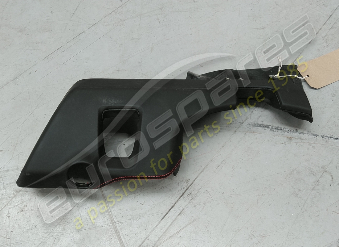 Ferrari FINIZ DANNEGGIATO. INF. LAT. DXSELLATA C . NUMERO PARTE 780209 (1)