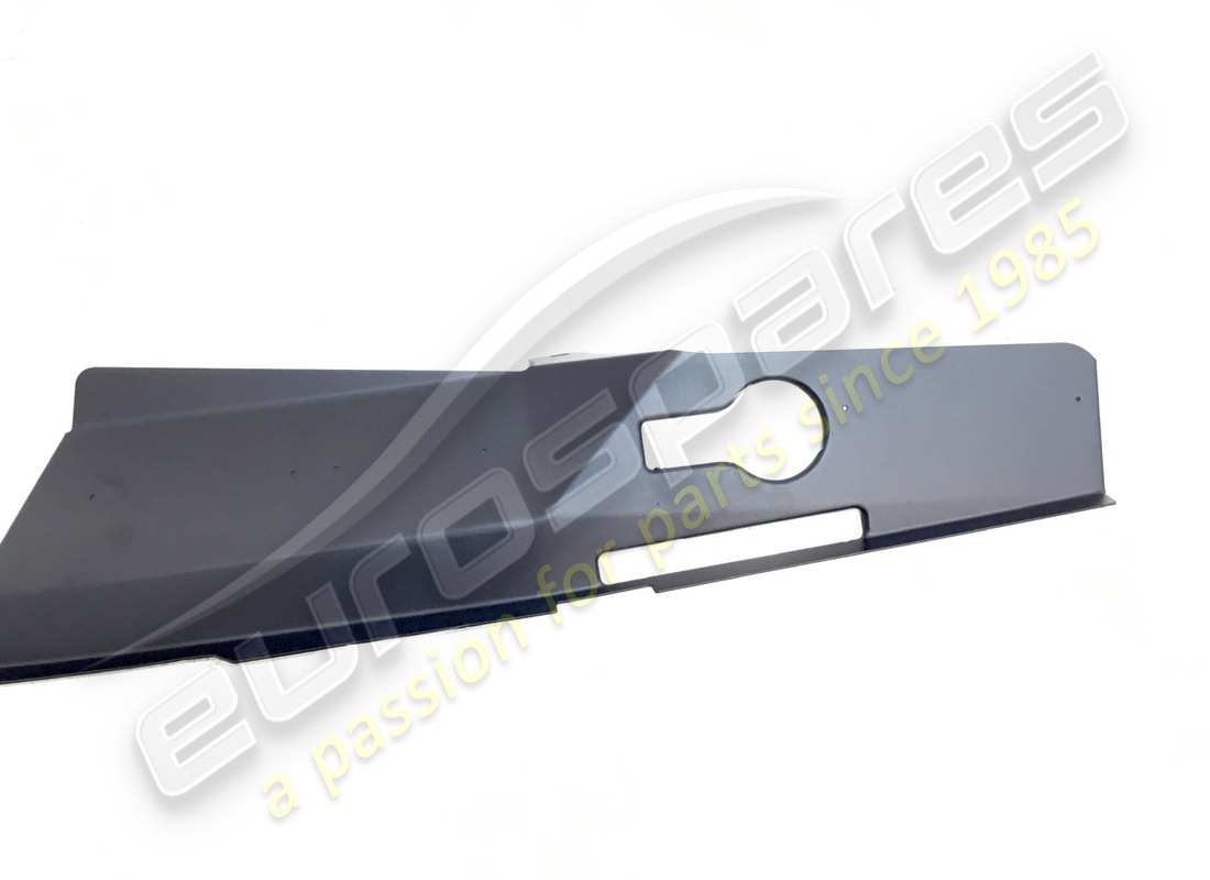 nuova ferrari protezione lato dx. numero parte 64501500 (2)