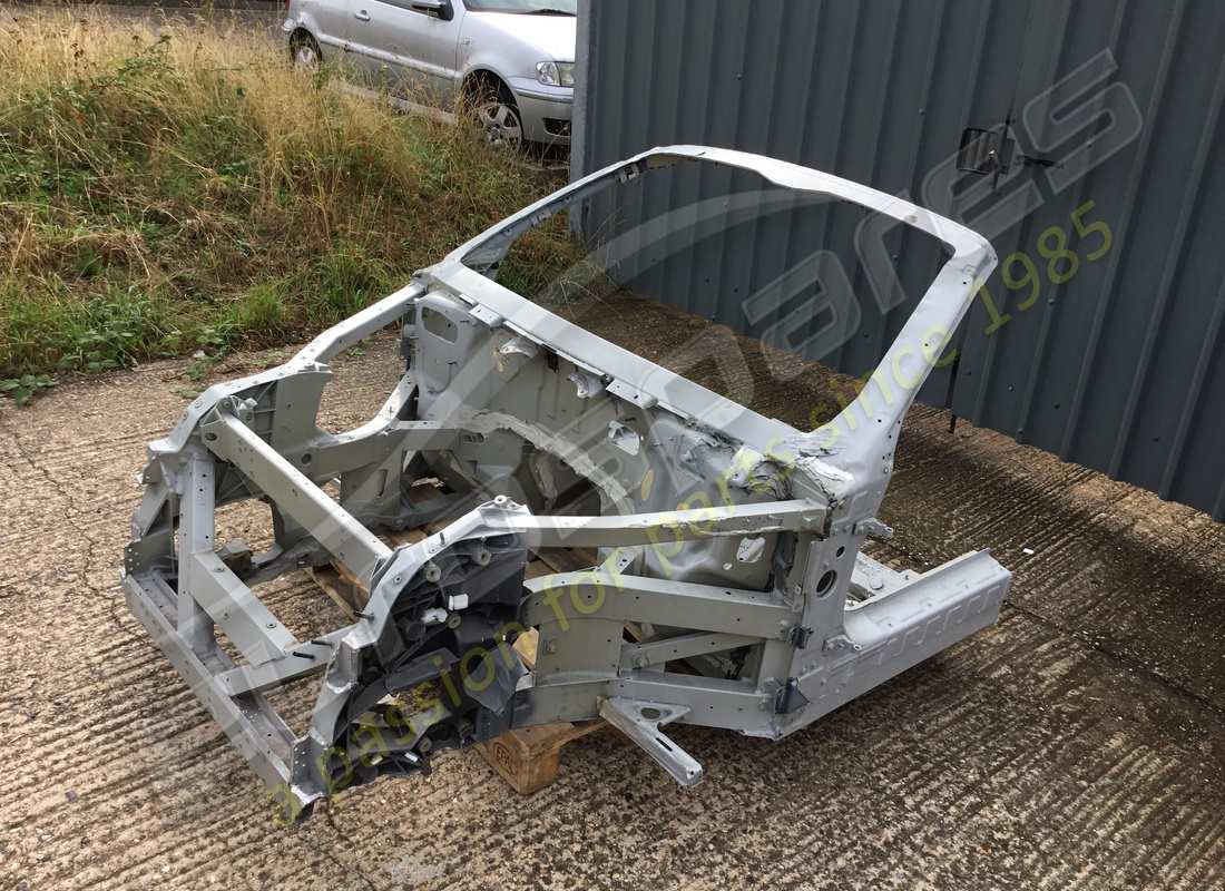 NUOVO (ALTRO) EUROSPARES TELAIO ANTERIORE (LHD). NUMERO PARTE EAP1373993 (3) nuovo (altro) eurospares telaio anteriore (lhd). numero parte eap1373993 (3)