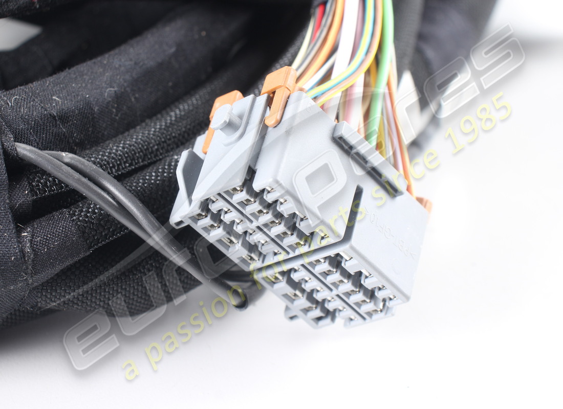 NUOVO MASERATI CAVO COMPLETO BAGAGLI, NUMERO PARTE OPT. 213752 (5) nuovo maserati cavo completo bagagli, numero parte opt. 213752 (5)