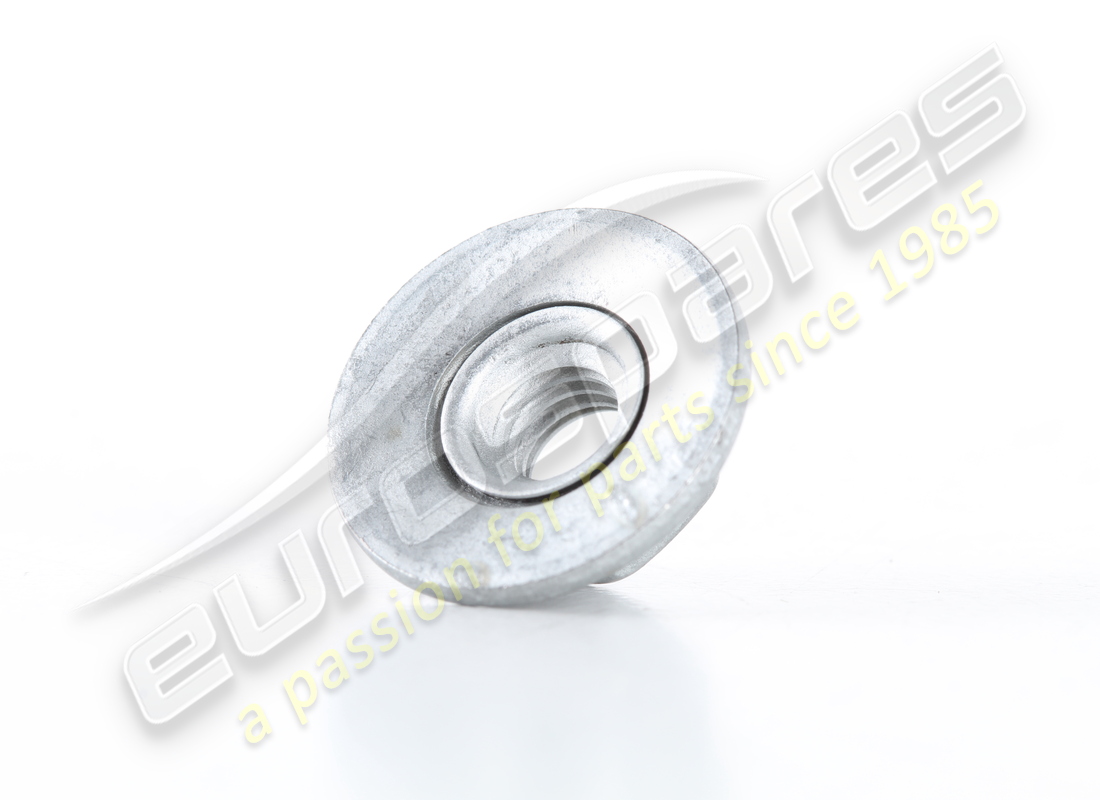 nuovo maserati dado. numero parte 675000093 (2)