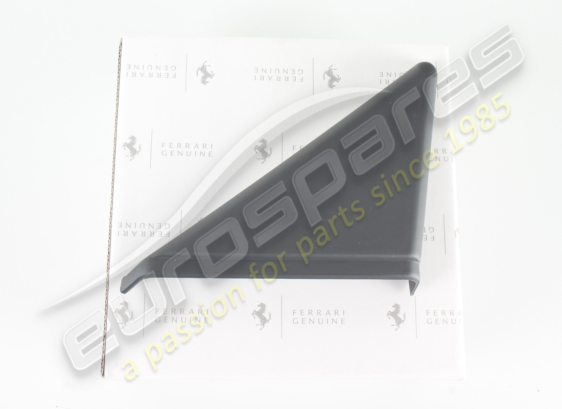 nuovo ferrari triangolo di modanatura interna dx. codice articolo 64586500 (3)