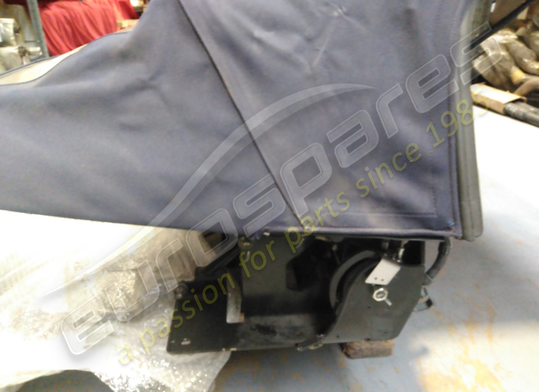 conv. maserati usate materiale superiore blu. numero parte 67241004 (5)