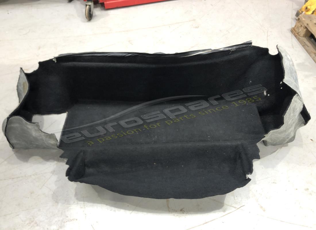 TAPPETO PER BAGAGLIAIO Ferrari USATO. NUMERO PARTE 61813100 (1)