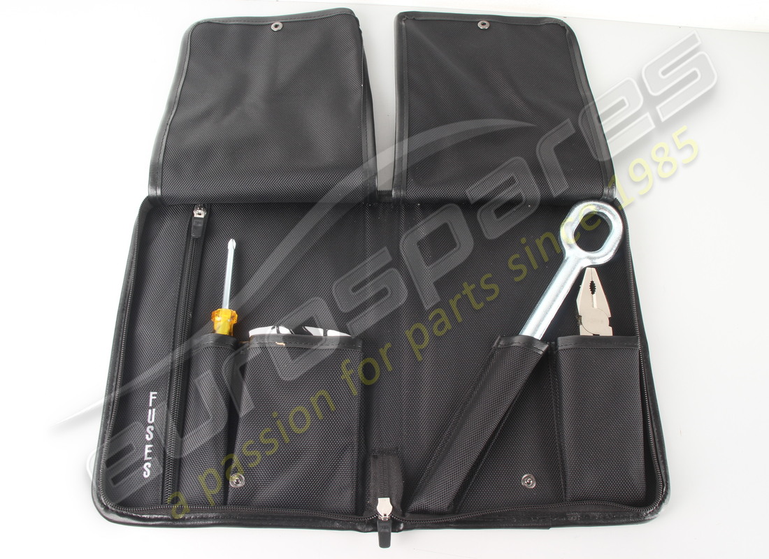 nuova ferrari borsa kit attrezzi completa. numero parte 265008 (3)