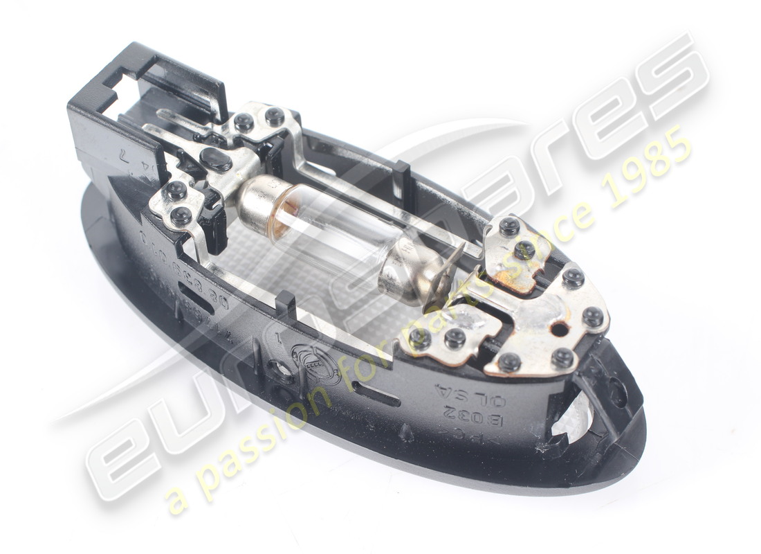 lampada a cupola maserati usata. numero parte 67094700 (2)