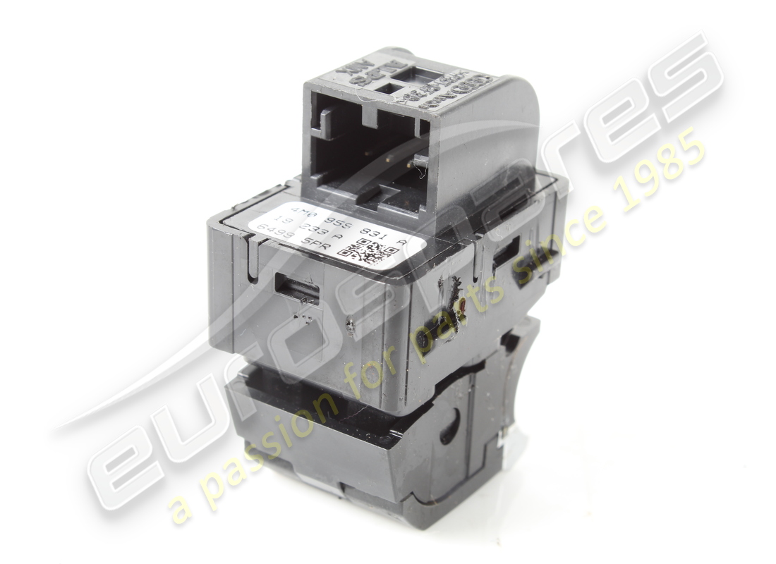 INTERRUTTORE PORTELLONE LAMBORGHINI USATO. NUMERO PARTE 4M0959831A (3) interruttore portellone lamborghini usato. numero parte 4m0959831a (3)