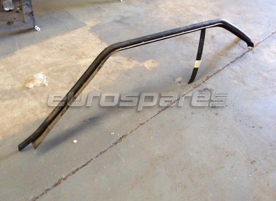 nuovo ferrari montante della porta sx. numero parte 40220006 (1)