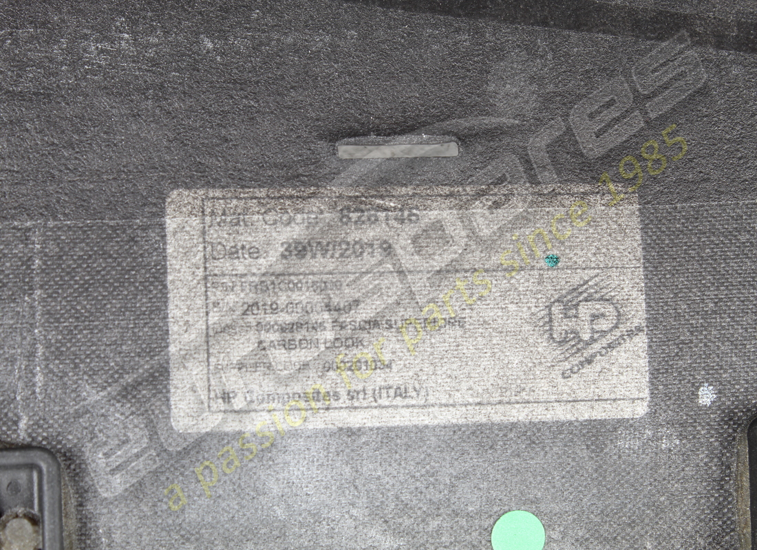 pannello superiore in carbonio ferrari usato. numero parte 985827901 (8)