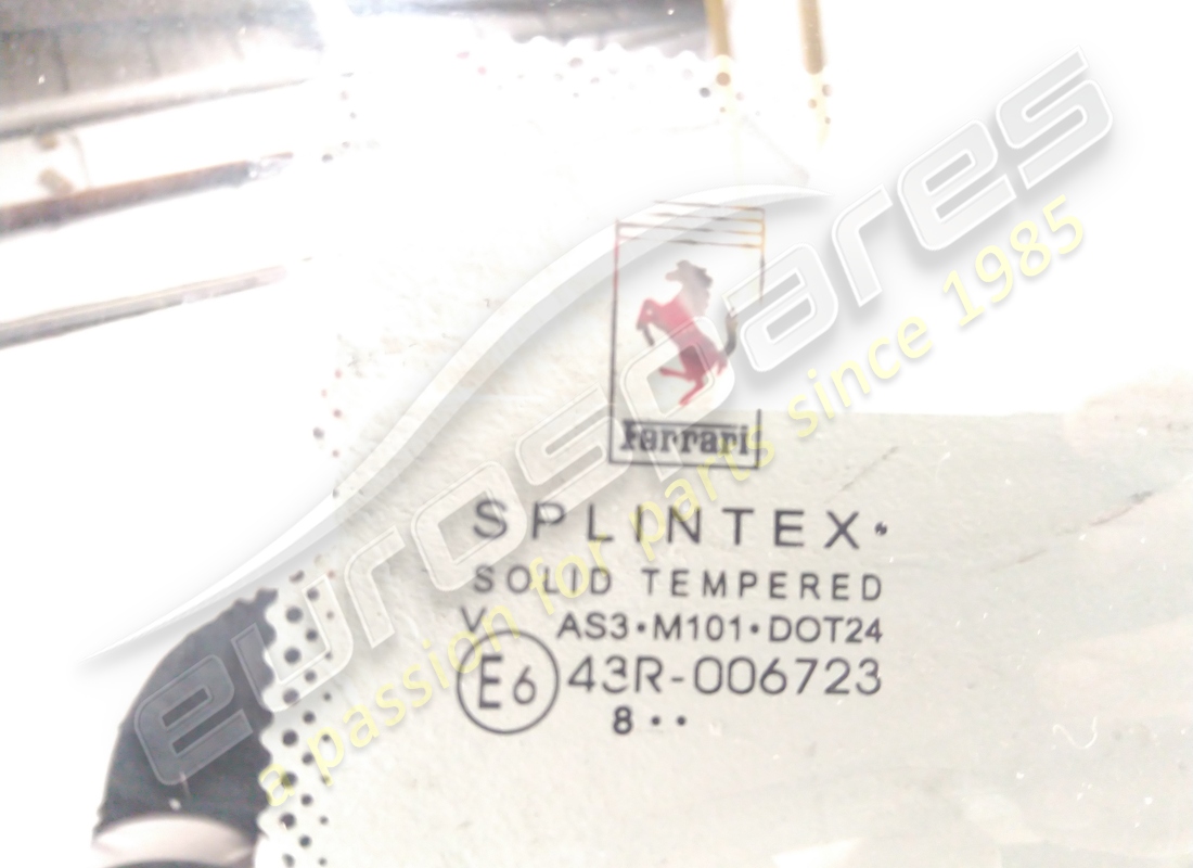 nuovo ferrari vetro laterale posteriore sx. numero parte 81204400 (2)