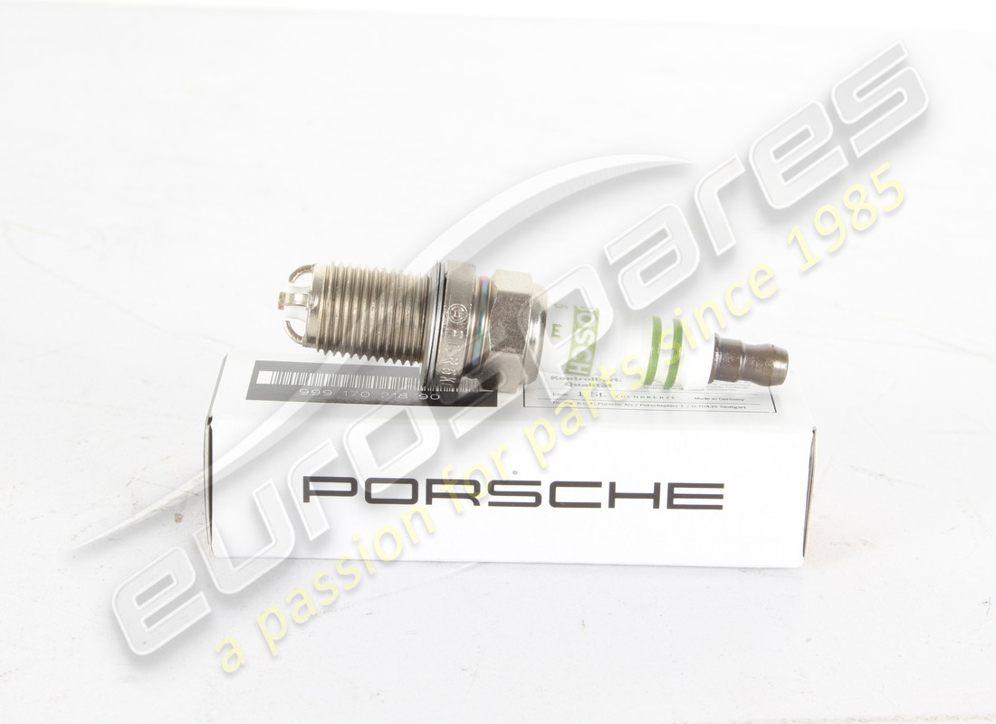 nuova candela porsche. numero parte 99917021890 (1)
