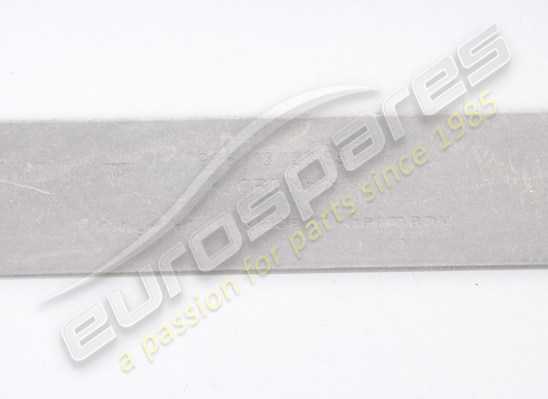 nuova parentesi porsche. numero parte 99611312355 (3)