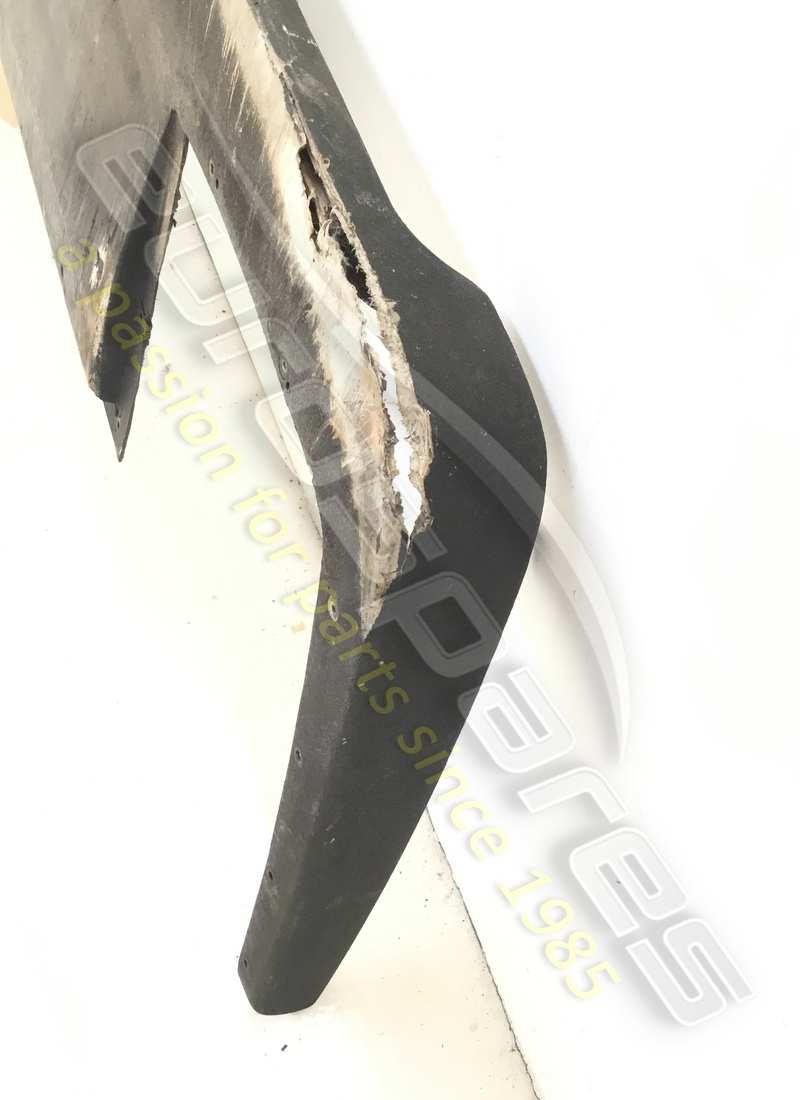 spoiler ferrari usato. numero parte 61777900 (2)