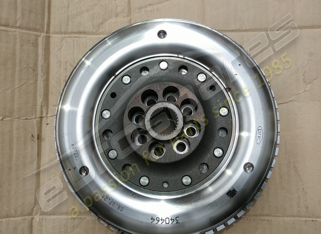 VOLANO MOTORE Ferrari USATO. NUMERO PARTE 340464 (1)