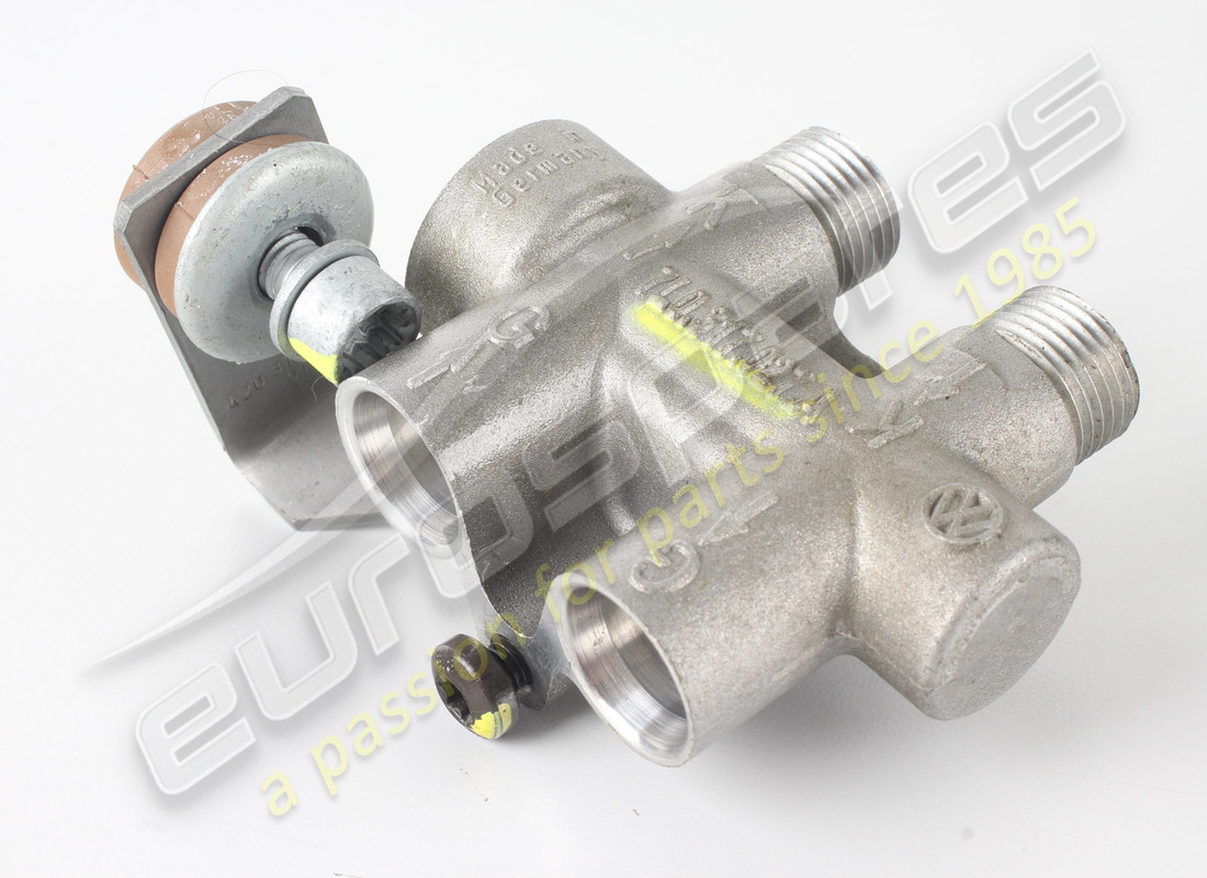 nuovo lamborghini temperatura olio. numero parte 7l0317027a (1)