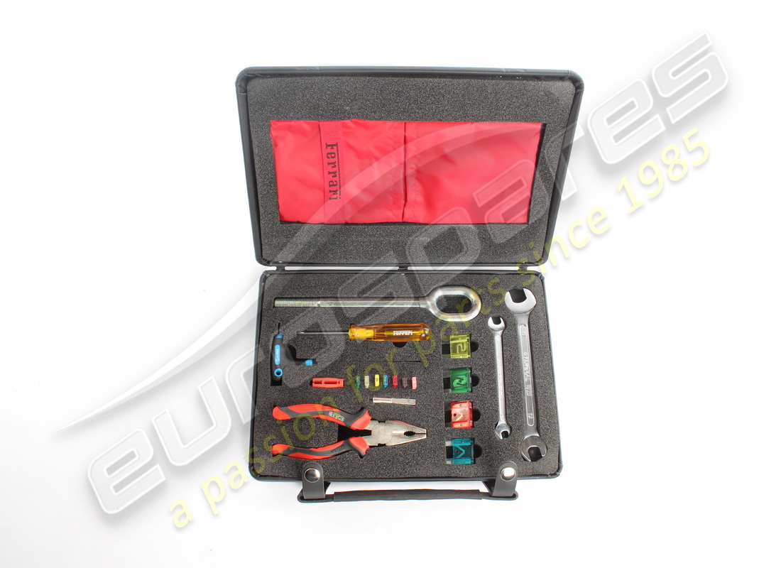 nuova ferrari borsa kit attrezzi completa. numero parte 220496 (4)