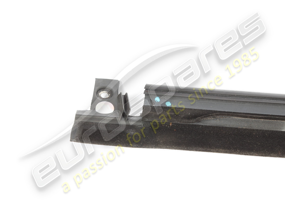 usata ferrari guarnizione dx per porta. numero parte 65164400 (4)