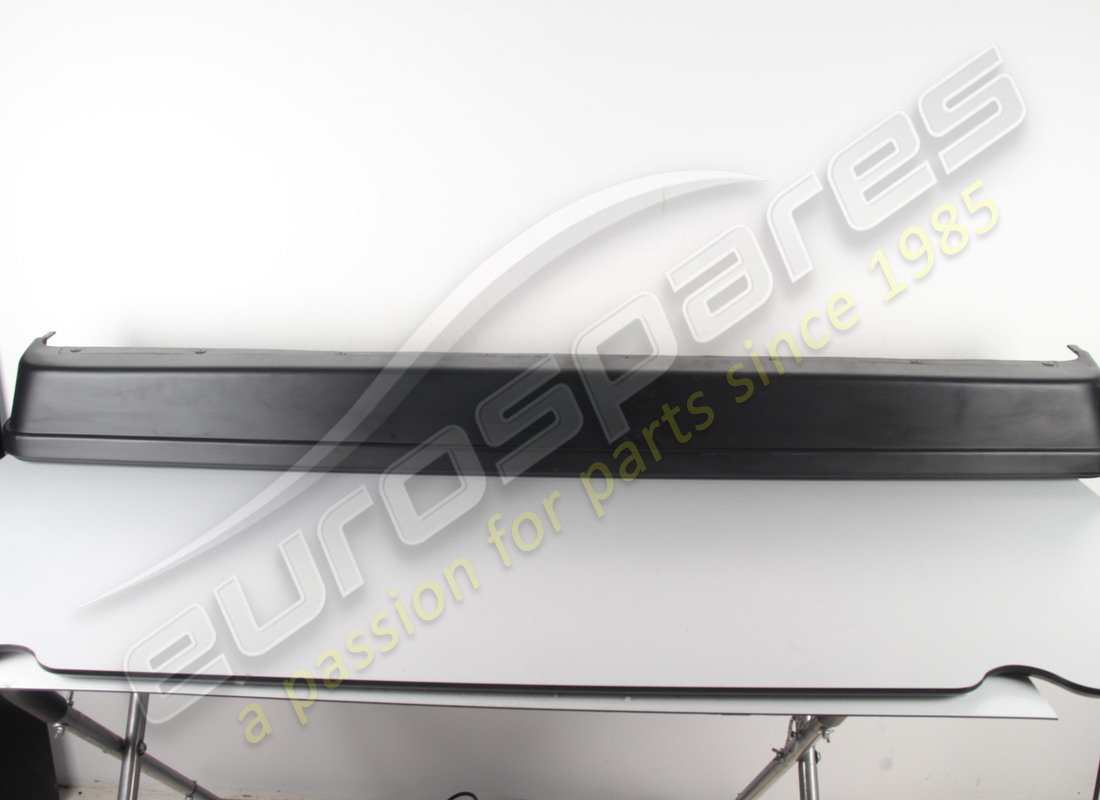 nuovo (altro) ferrari paraurti posteriore. numero parte 60573600 (2)