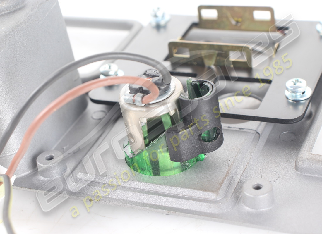 piastra tunnel ferrari usata -valida per f1-. numero parte 69174100 (9)