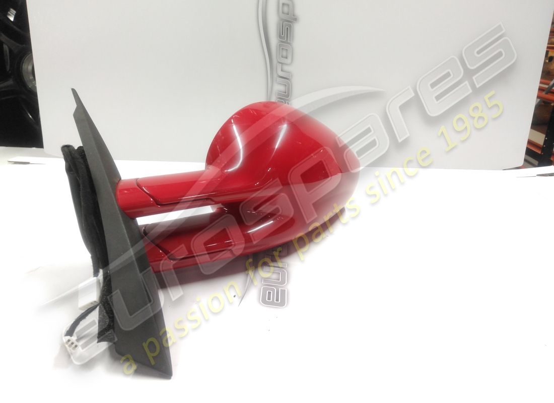 nuovo ferrari specchio posteriore esterno sx. numero parte 68568210 (2)