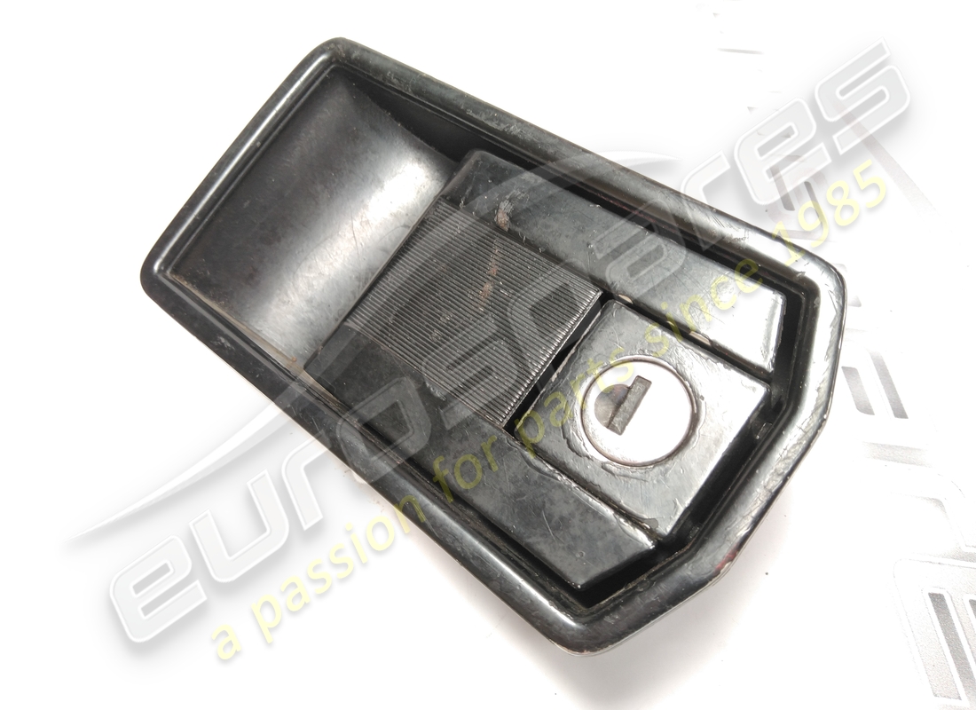 maniglia porta sx usata ferrari. numero parte 40062606 (2)
