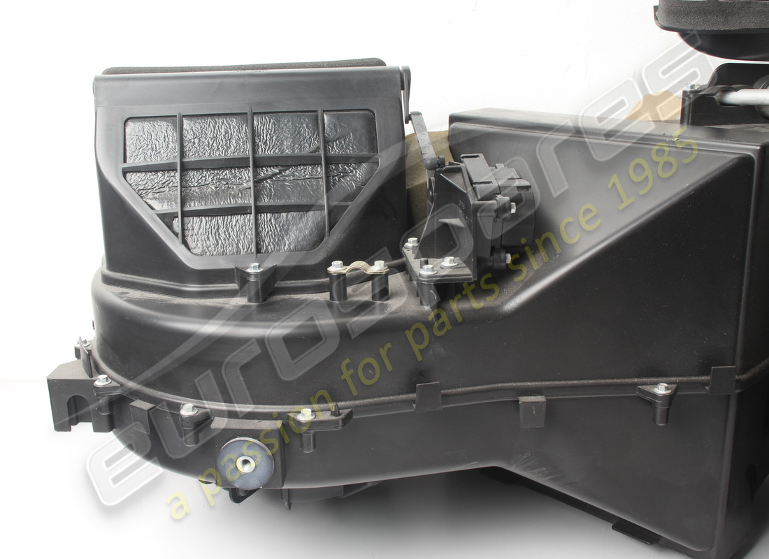 set aria condizionata completo usato maserati. numero parte 68462400 (2)